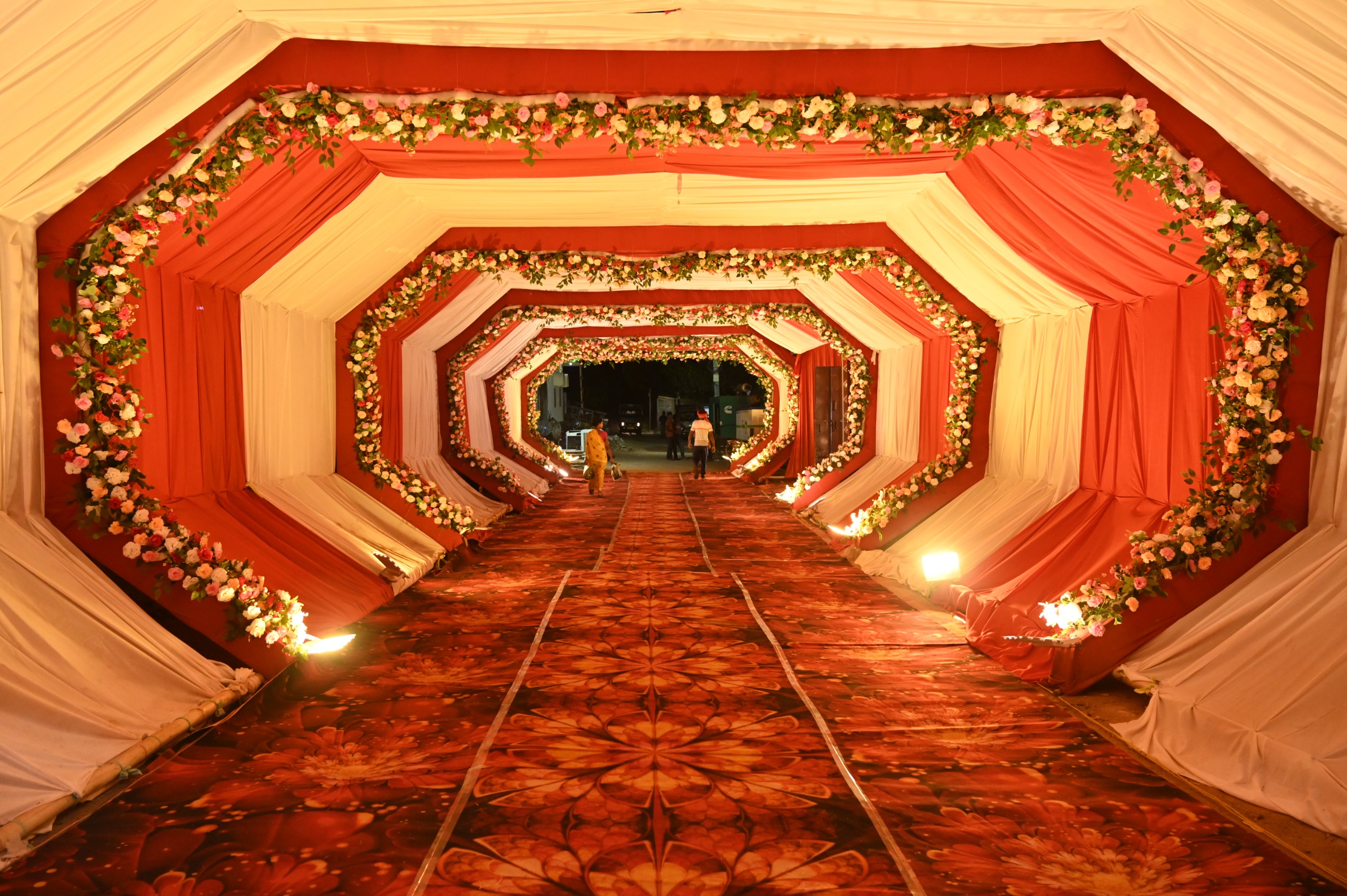 Entrance & Pathway Decoration